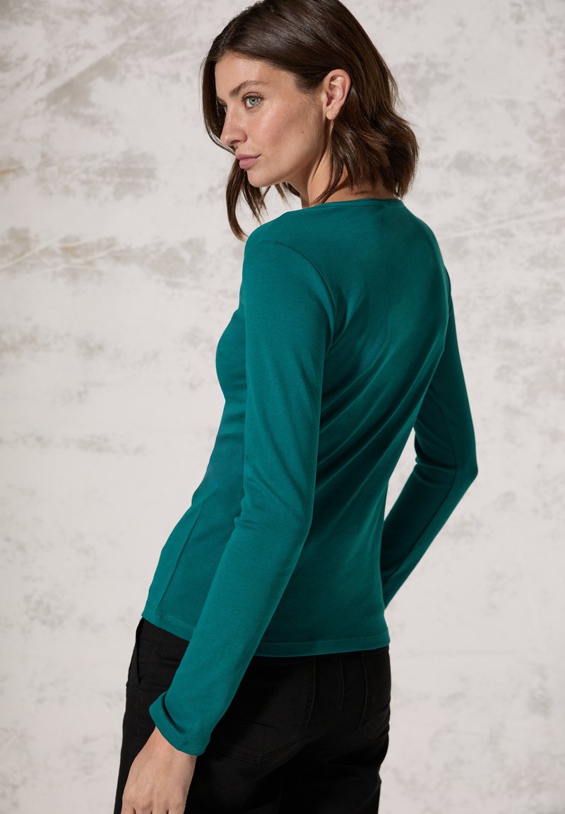 Cecil MIT RUNDHALS - Langarmshirt - grün