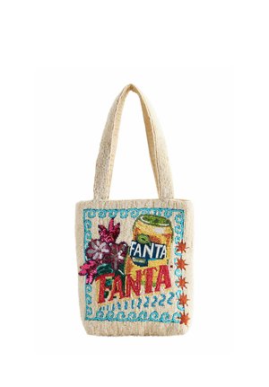 Perl-beige Tragetasche mit farbenfrohem Design, das eine Zitronen-Fanta-Dose, Blumen und dekorative blaue und rote Muster zeigt.