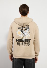 Pier One Športni pulover - tan