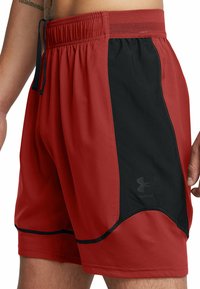 Under Armour CHALLENGER PRO TRAINING - Spordišortsid - earthen orange