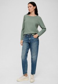 s.Oliver JACQUARD - Strickpullover - salbeigrün