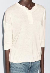 Massimo Dutti ROUND BUTTONED NECK - Longsleeve - beige