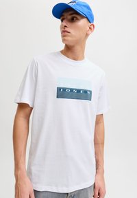 Δεν επιλέχθηκε, bright white