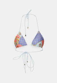 Top de bikini em triângulo com uma mistura de cores pastel, padrões florais e geométricos, e laços ajustáveis em azul claro com acabamentos em dourado.