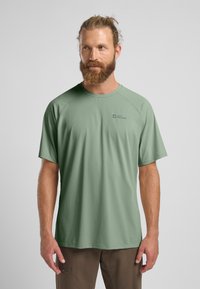 Jack Wolfskin PRELIGHT SWIFT - Sport T-shirt - eucalyptus