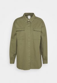 Oliwkowa koszula wykonana z mieszanki bawełny, z zapięciem na guziki z przodu, dwoma kieszeniami na piersi oraz długimi rękawami z mankietami zapinanymi na guziki.