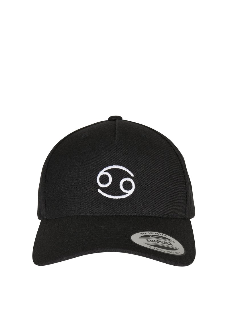 Must snapback-tüdruk valge vähk sodiaagimärgi tikandiga ees keskel.