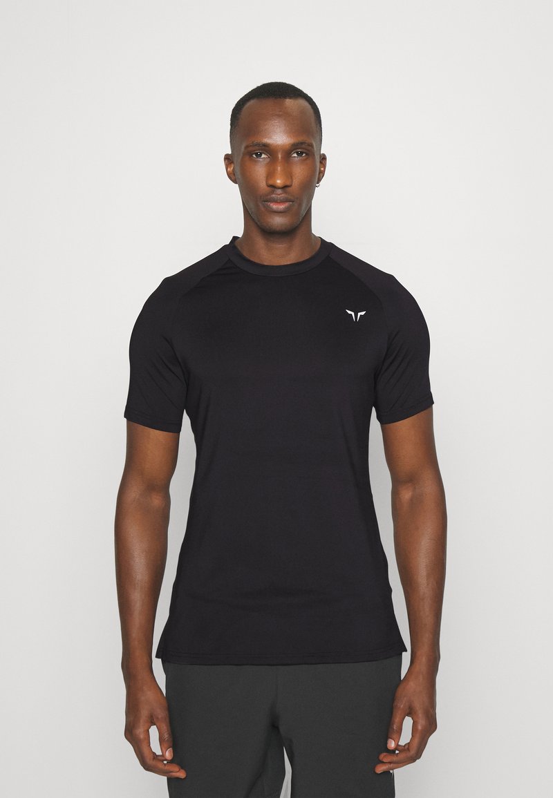 SQUATWOLF ESSENTIALS TRUE ATHLETIC FIT Sports T shirt Black 