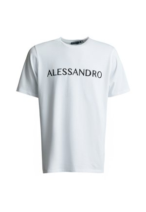 T-shirt bianco in cotone con la scritta "ALESSANDRO" in nero, ricamo leggermente in rilievo. Maniche corte e scollo rotondo classico.