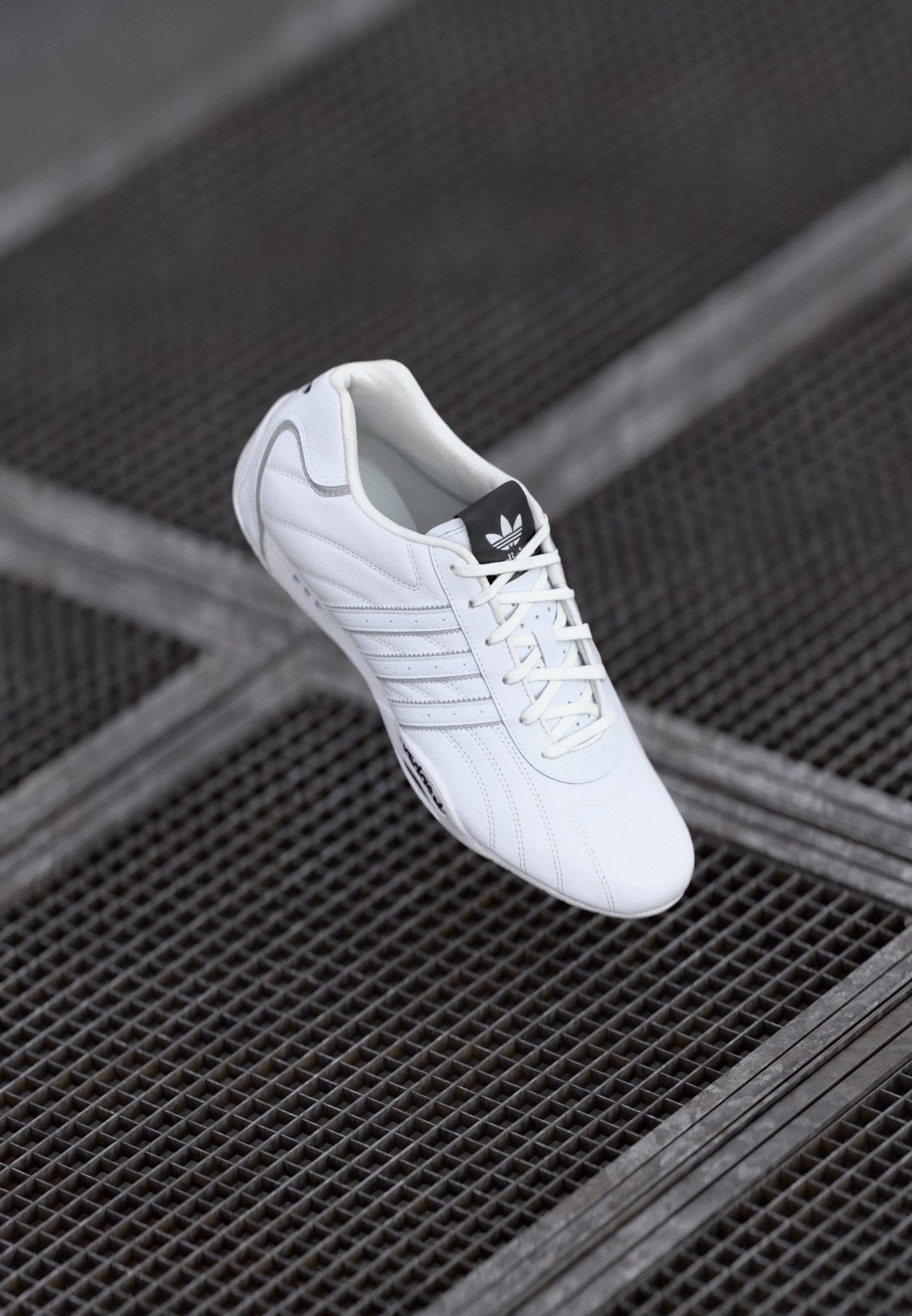 adidas gazelle silver green womens adidas Performance Adiracer Lo