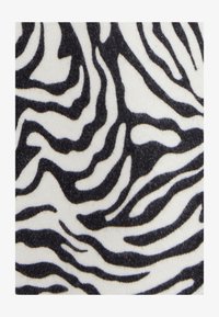 Geselecteerd, Black animal print