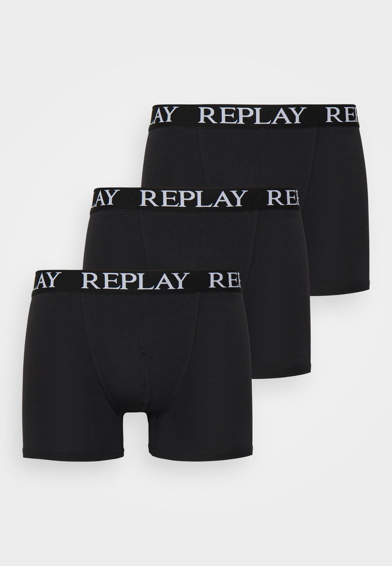 Tre paia di boxer neri con un design semplice, dotati di un elastico nero con la scritta "REPLAY" in bianco.