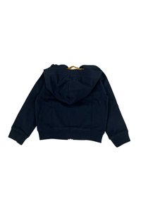 Felpa con cappuccio blu scuro vista dal retro, con maniche lunghe e polsini a costine, su uno sfondo bianco.