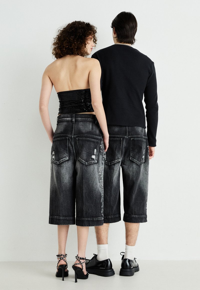 Jaded London CRYSTALLINE JORTS UNISEX - Denim shorts - black 