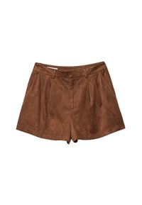 Pantaloni corti high-waist in suede marrone con pieghe, passanti per cintura e tasche laterali, esposti piatti su uno sfondo bianco.