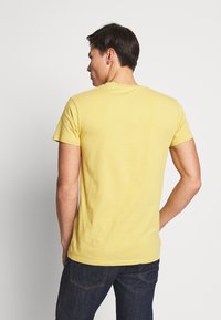Samsøe Samsøe KRONOS - T-shirt básica - olivenite