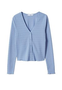 Hellblaues, langärmliges Cardigan mit V-Ausschnitt, strukturiertem Material, Knopfverschluss und cropped Länge. Mit gewellten Kanten am Saum.