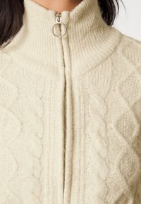 Vero Moda Kofta - off-white