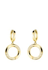 Guldörhängen med en polerad yta, där en del är dekorerad med små runda klara kristaller. Slät, cirkulär form.