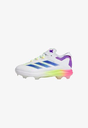 Zapatilla deportiva blanca con diseño a rayas azules, acentos texturizados en púrpura y suela en degradado de rosa a verde. Cuenta con un cierre de cordones.