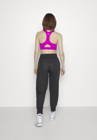 Puma PANTS  - Pantalones deportivos - dark gray heather