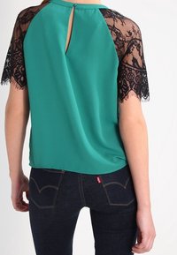 Vero Moda Camicetta - green