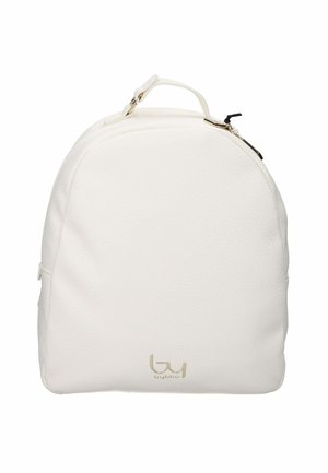 Zaino bianco con texture, manico superiore, cerniera dorata e piccolo dettaglio logo dorato al centro in basso.