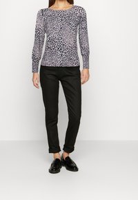 Marks & Spencer Sweter