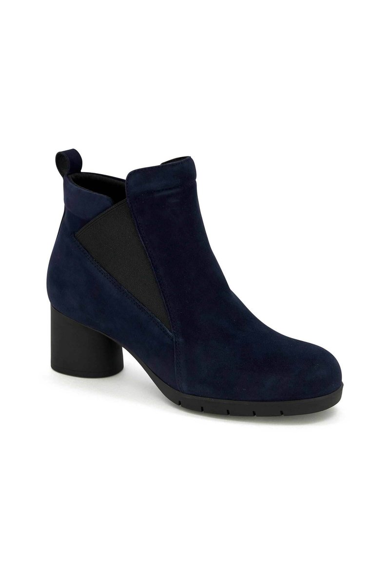 Bottes de cheville en daim bleu marine avec un talon carré, des panneaux latéraux élastiques et un bout arrondi. Texture lisse avec un design minimaliste.
