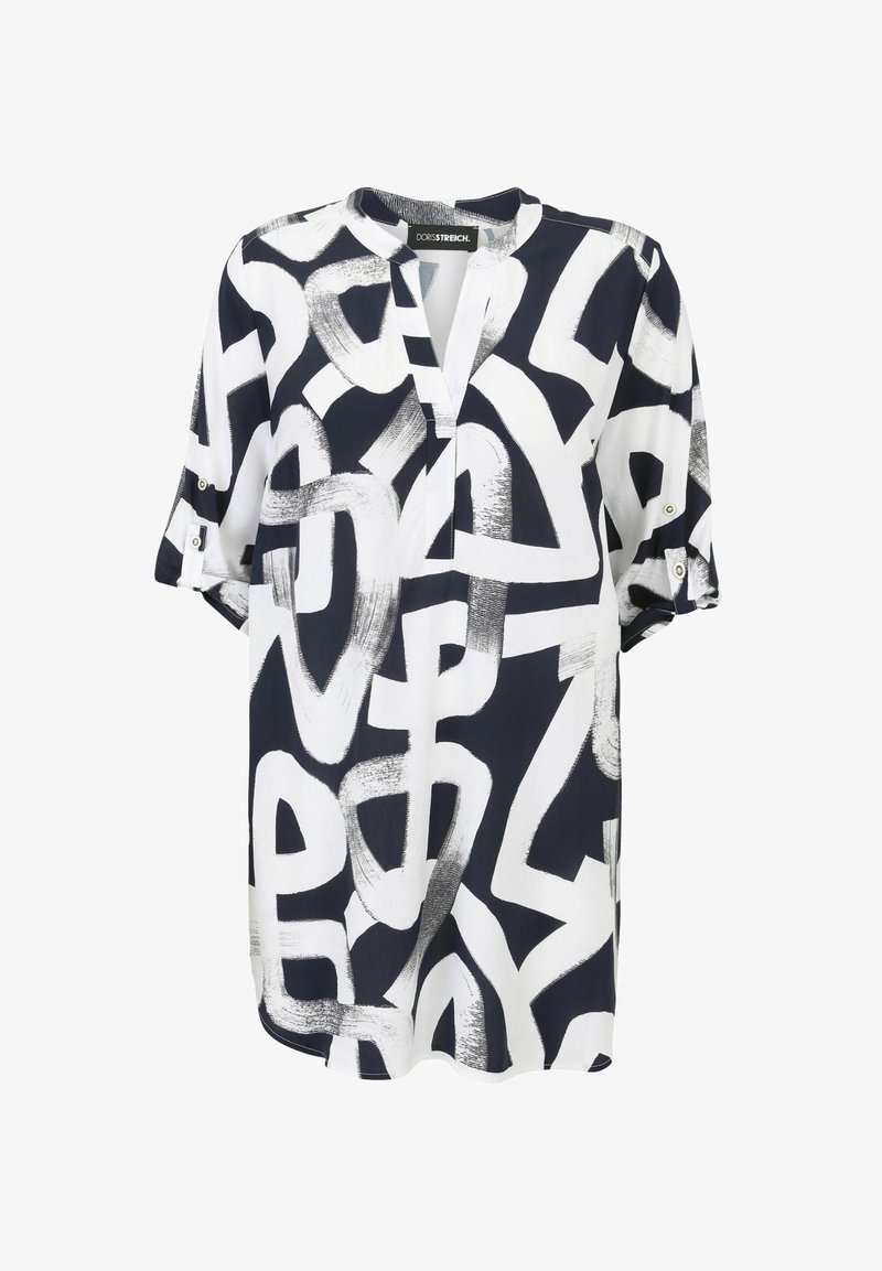 Marinebluse in Weiß mit abstraktem Pinselstrichmuster, kurzen Ärmeln, V-Ausschnitt und Knopfdetails an den Bündchen, aus leichtem Stoff gefertigt.