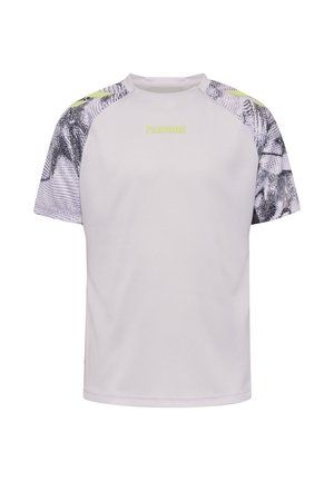 Hvid sportsskjorte med korte ærmer med sort-hvide mønstrede skuldre og neon-gult "hummel" logo på brystet.