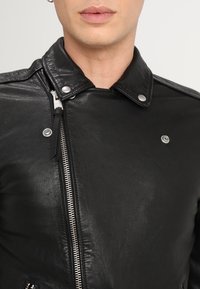 AllSaints Skinnjacka - black