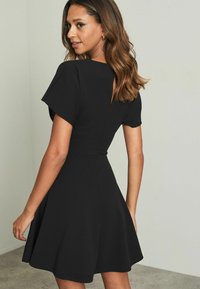 Lipsy Džersejové šaty - black