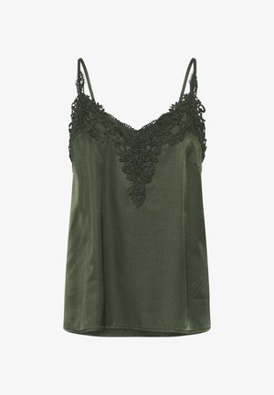 Olivgrünes Camisole mit verstellbaren Trägern und aufwändiger Spitzenverzierung am Ausschnitt, das eine glatte, seidige Textur aufweist.