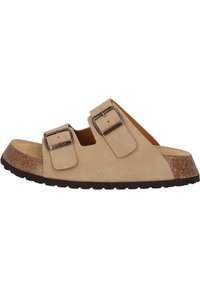 Sandali a mocassino in suede beige con due fibbie metalliche regolabili, suola intermedia in sughero e suola esterna in gomma nera. Presentano un design aperto davanti e senza retro.