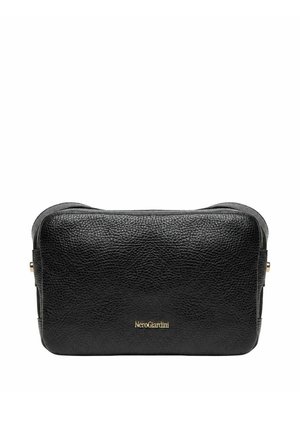Compact black textured leather crossbody bag with gold NeroGiardini logo centered on front and adjustable shoulder strap.