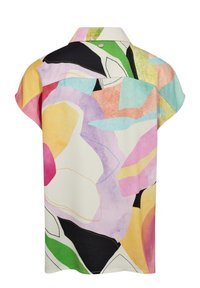 Chemise à manches courtes avec des formes abstraites colorées en rose pastel, jaune, vert, noir et bleu, dotée d'un col blanc et d'un empiècement dos blanc.