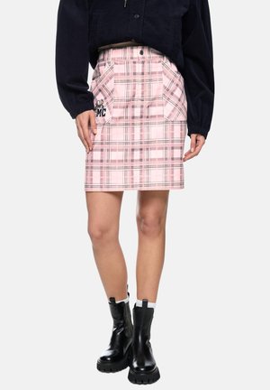 Marc Cain Sports, FEINER CORDROCK MIT KARO UND STICKEREI - A-Linien-Rock - chalk pink