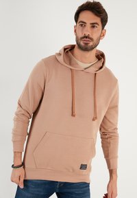 Unselected, beige