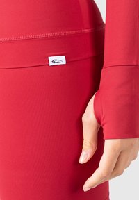 Smilodox LONGSLEEVE LORIE - Langærmet T-shirt - rot