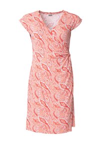 Różowa sukienka w paisley z krótkimi rękawami, dekoltem w kształcie litery V oraz węzłem w talii. Wykonana z lekkiej, teksturowanej tkaniny.