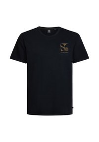 Camiseta de algodón negra con cuello redondo, mangas cortas y un diseño de logo dorado en el lado izquierdo del pecho. Textura suave, ajuste casual.