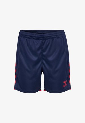 Marineblaue Sportshorts mit elastischem Bund, roten Chevron-Streifen an den Seiten und kleinem rotem Hummel-Logo am linken Bein.