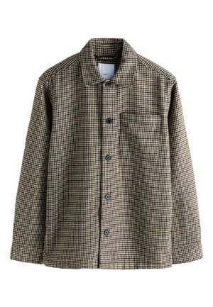 Brązowa i czarna kurtka zapięta na guziki w kratę z kołnierzem i kieszenią na piersi, długimi rękawami i prostym dołem.