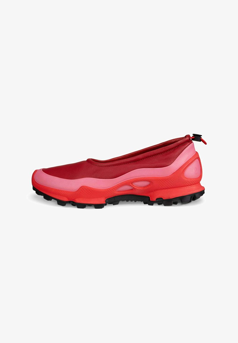 ECCO BIOM C TRAIL - Ballerina's - bubblegum chili red