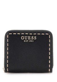 Portefeuille en cuir noir avec lettrage doré "GUESS EST 1981", avec des coutures contrastantes beiges le long des bords et une fermeture zippée.