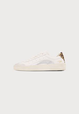 Dsquared2 Baskets basses - m4319