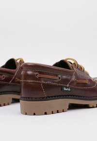 Gorila Náuticos - brown