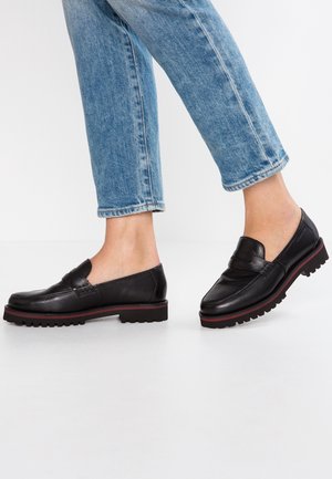 Loaferit/pistokkaat - black
