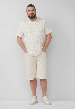 - T-shirt z nadrukiem